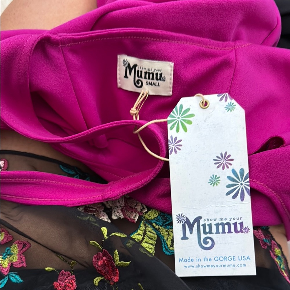 Show Me Your MuMu Fuschia Maxi Dress with Flowing Elegance - Picture 4 of 8